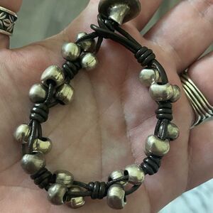 UNO de 50 Leather And Silver Beaded Bracelet